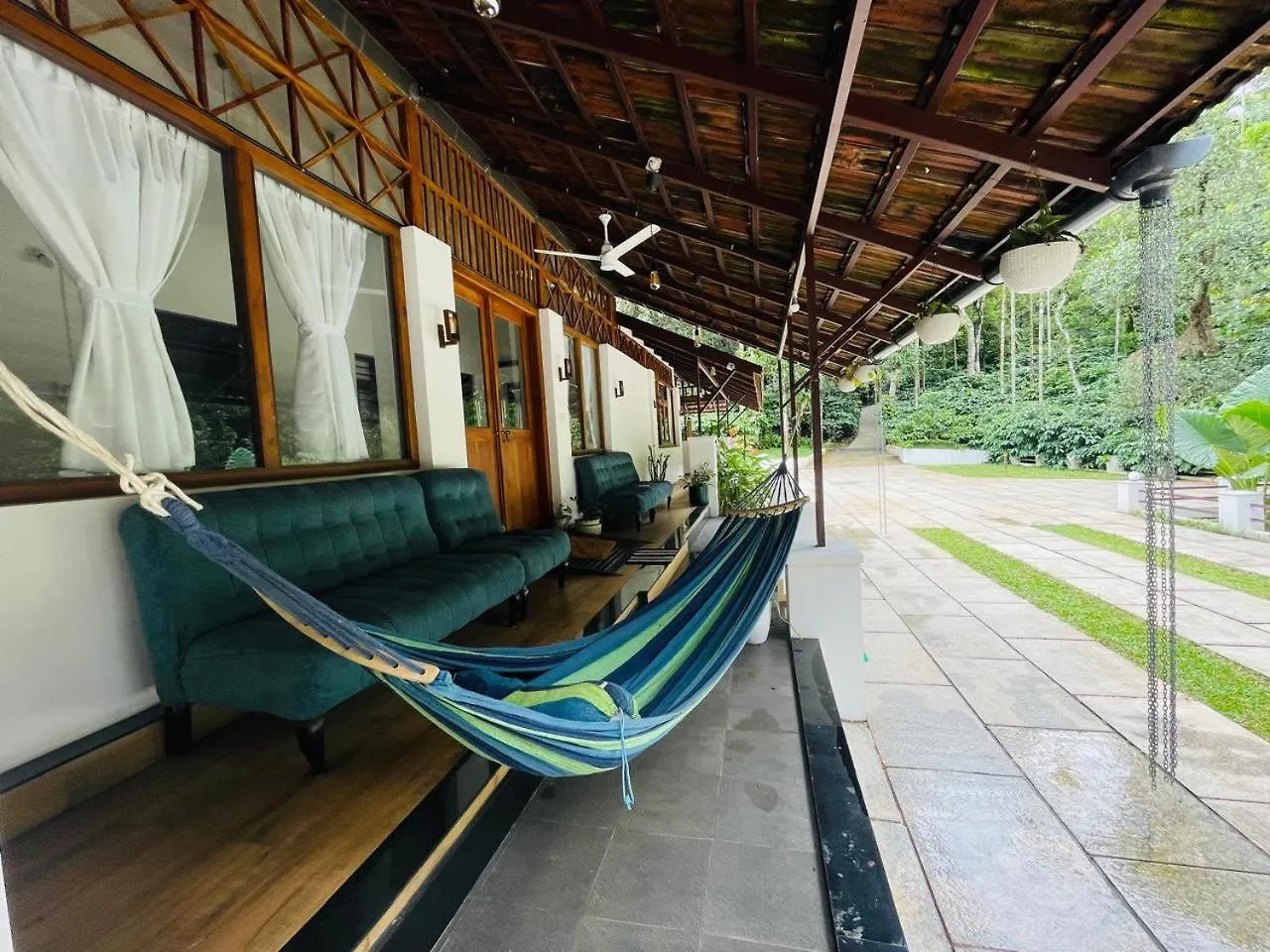 Drey At Druv Dakshin Farm Resort Padinjarathara 인도